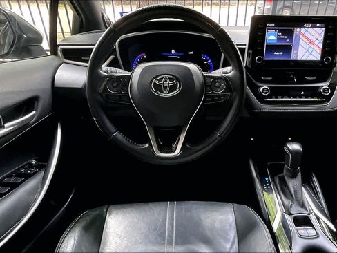 Used 2019 Toyota Corolla XSE FWD image 5