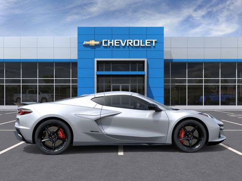 New 2026 Chevrolet Corvette E-Ray image 5
