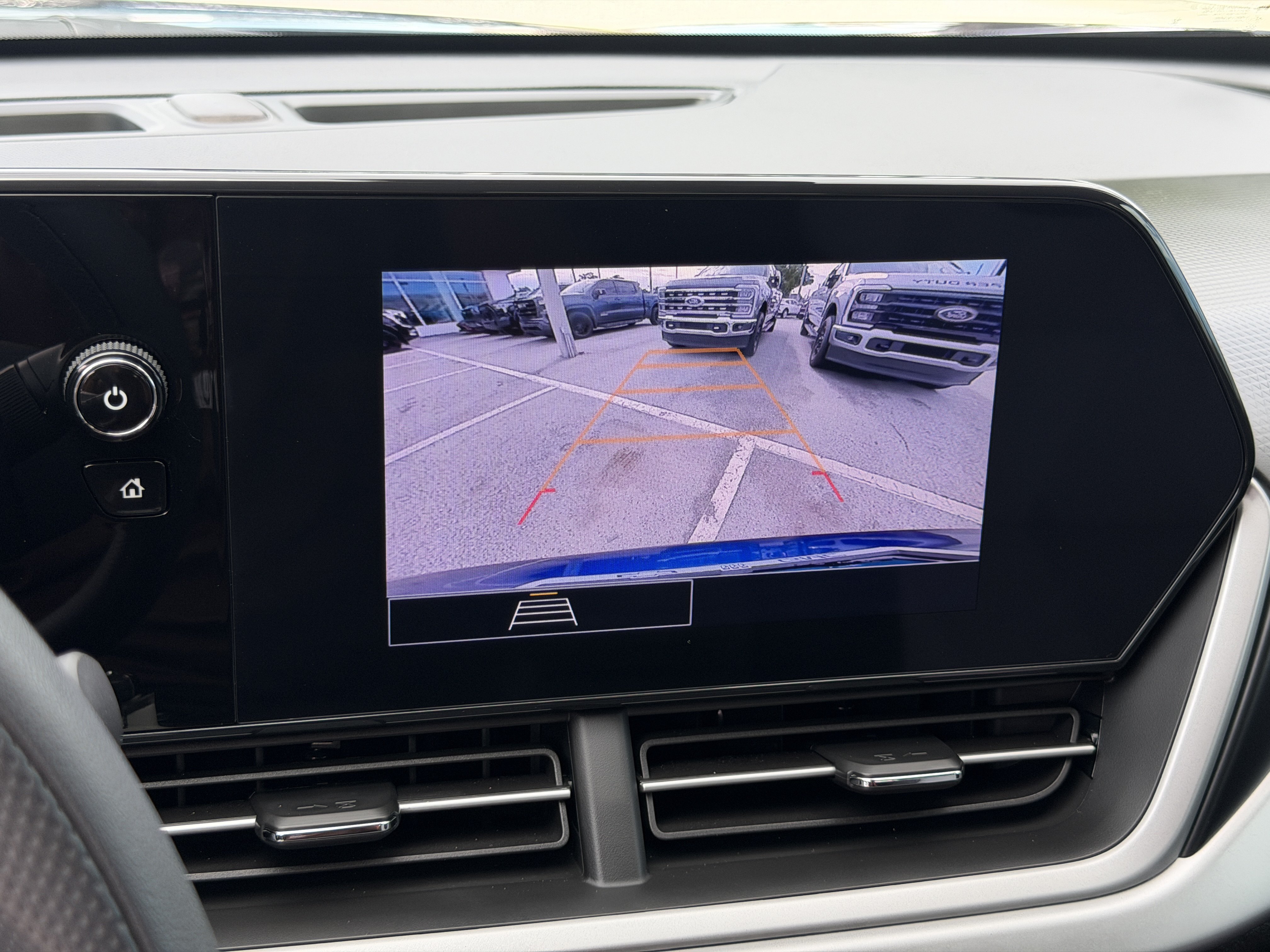 Certified 2024 Chevrolet Trax LS w/ Driver Confidence Package FWD image 23