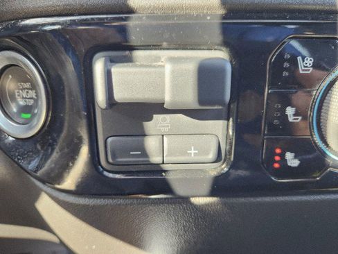 Used 2025 Chevrolet Silverado 2500 High Country w/ High Country Premium Package image 53