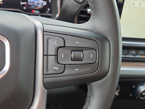 Used 2024 GMC Sierra 1500 Elevation w/ LPO, Elevation Black Package AWD/4WD image 21