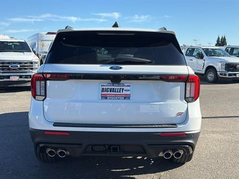 New 2026 Ford Explorer ST w/ Sun And Sound Package AWD/4WD image 4