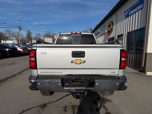Used 2015 Chevrolet Silverado 2500 LTZ image 5