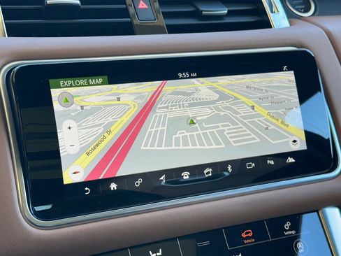 Used 2022 Land Rover Range Rover Sport SVR image 24