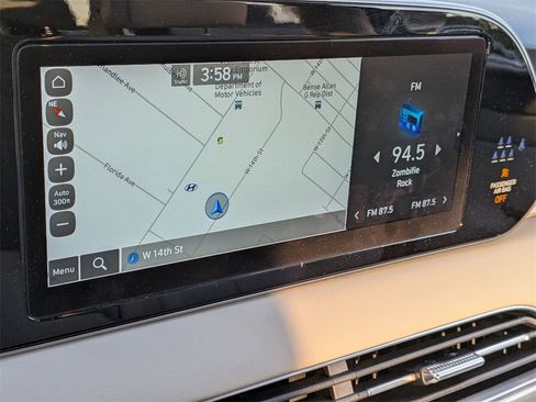 Certified 2022 Hyundai Palisade Limited image 13