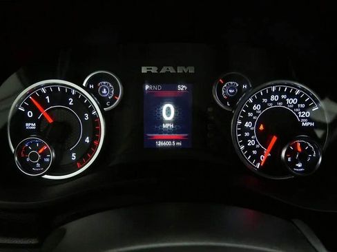 Used 2024 RAM 3500 Tradesman w/ Chrome Appearance Group image 24