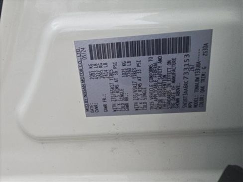 Used 2024 Nissan Rogue S FWD image 24