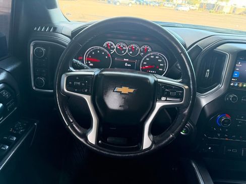 Used 2020 Chevrolet Silverado 2500 LTZ w/ LTZ Plus Package image 29