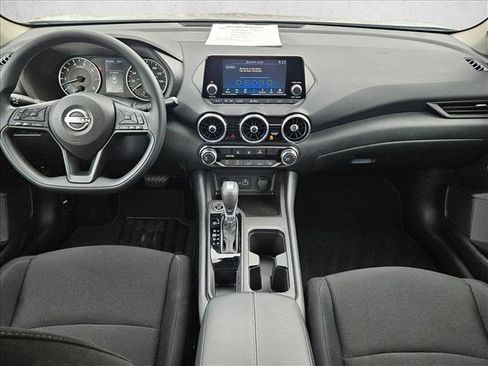 Used 2025 Nissan Sentra S FWD image 16