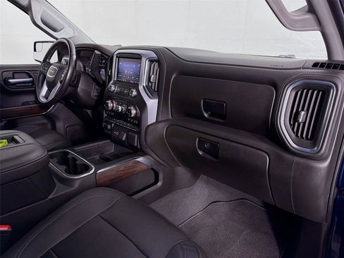 Used 2021 GMC Sierra 1500 SLT w/ SLT Convenience Package AWD/4WD image 30