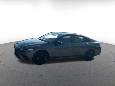 Used 2026 Hyundai Elantra Sport FWD image 6