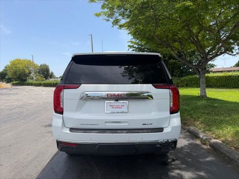 Used 2021 GMC Yukon SLT w/ SLT Premium Package AWD/4WD image 7