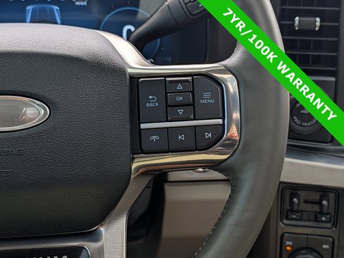 Certified 2025 Ford F250 Platinum w/ Platinum Plus Package AWD/4WD image 30