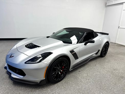 Used 2018 Chevrolet Corvette Z06 image 32