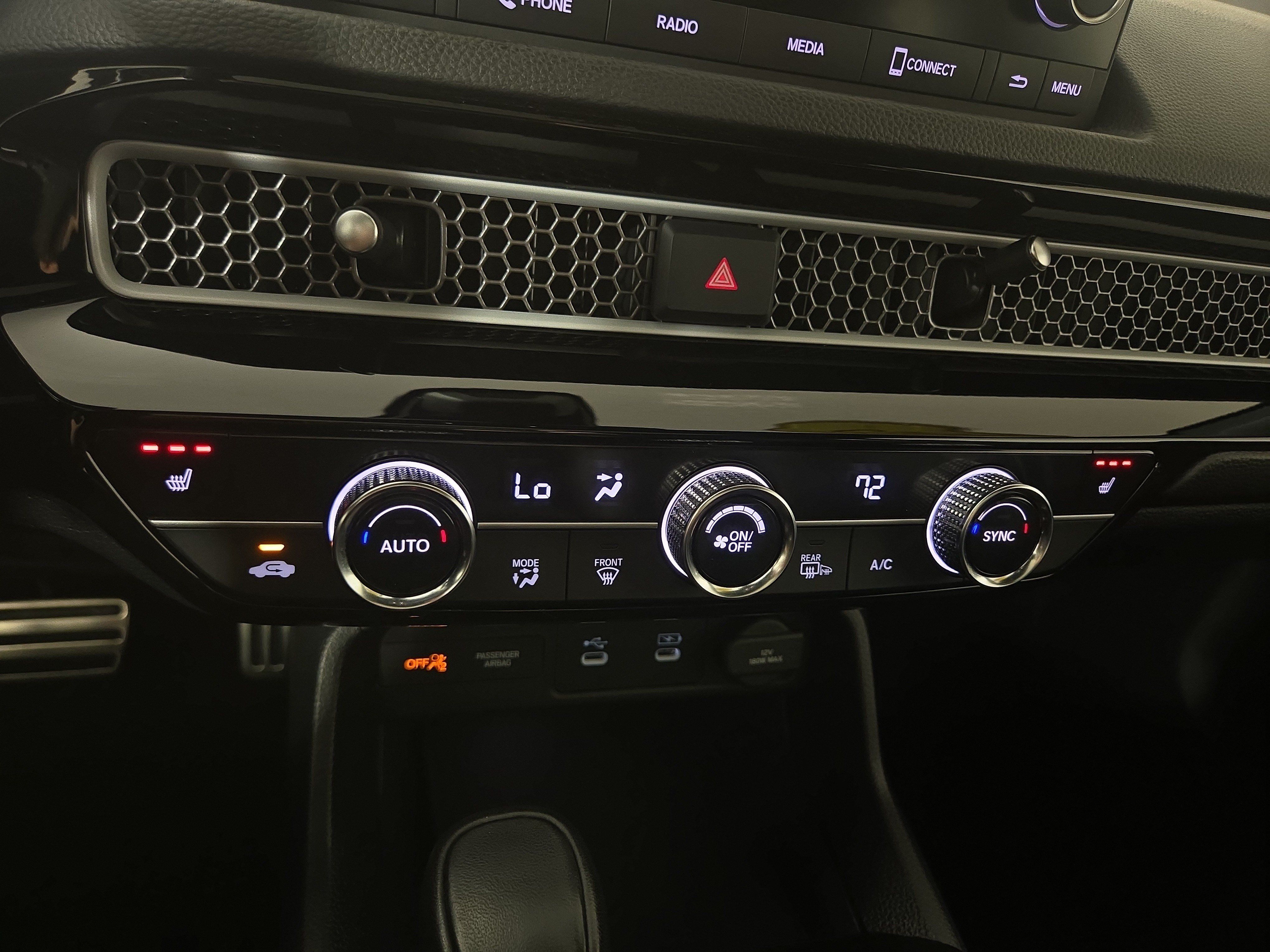 Used 2025 Honda Civic Sport image 28