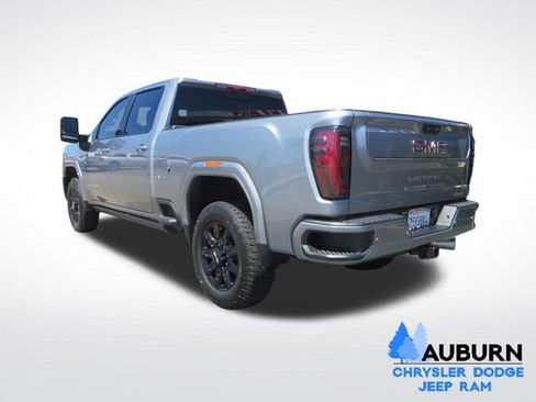Used 2026 GMC Sierra 3500 AT4 w/ AT4 Premium Plus Package AWD/4WD image 3