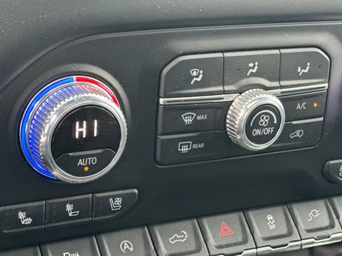 Used 2021 GMC Sierra 1500 AT4 w/ AT4 Value Package image 28