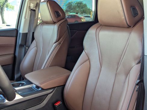 Certified 2023 Acura MDX SH-AWD w/ Advance Package image 14