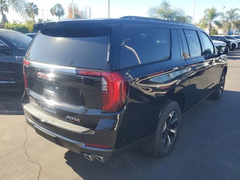 New 2026 GMC Yukon XL AT4 w/ AT4 Premium Plus Package AWD/4WD image 4