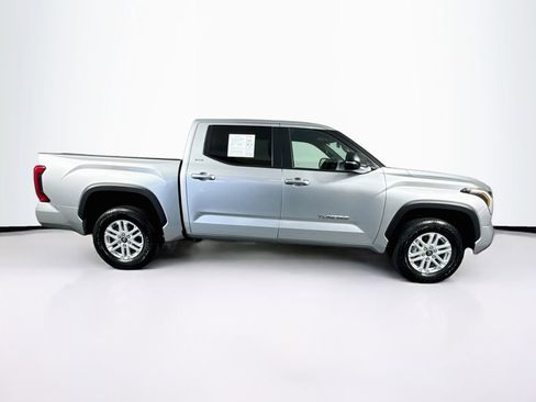 Used 2025 Toyota Tundra SR5 w/ SR5 Premium Package AWD/4WD image 11