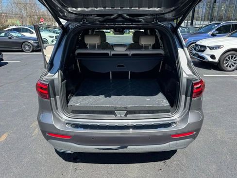 Used 2026 Mercedes-Benz GLB 250 4MATIC image 10