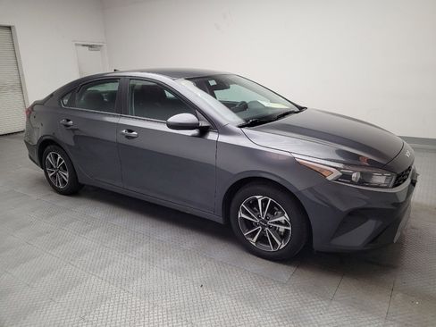 Used 2024 Kia Forte LXS image 11