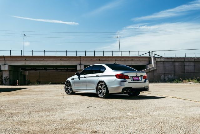 Used 2013 BMW M5 RWD image 46