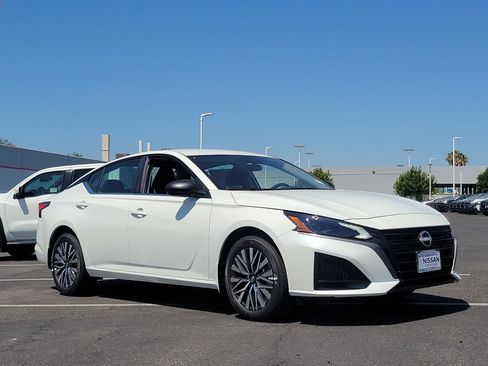 New 2026 Nissan Altima 2.5 SV AWD/4WD image 20