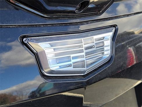 New 2026 Cadillac Optiq Luxury 1 image 8
