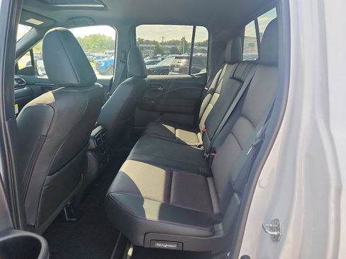 New 2025 Honda Ridgeline Black Edition image 6
