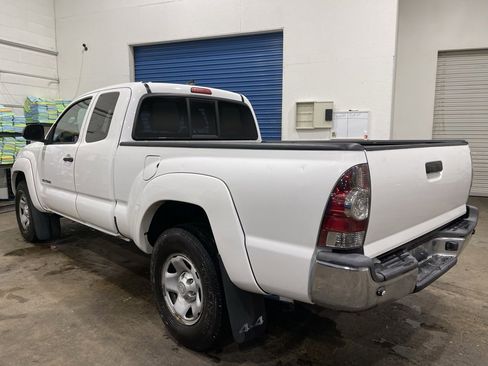 Used 2014 Toyota Tacoma 4x4 Access Cab V6 image 4