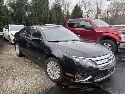 Used 2011 Ford Fusion Hybrid w/ 502A Rapid Spec Order Code image 4