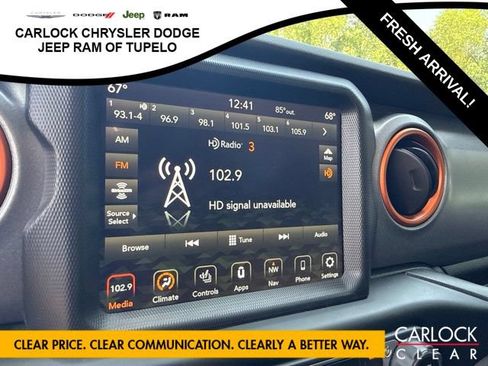 Used 2021 Jeep Gladiator Mojave AWD/4WD image 23