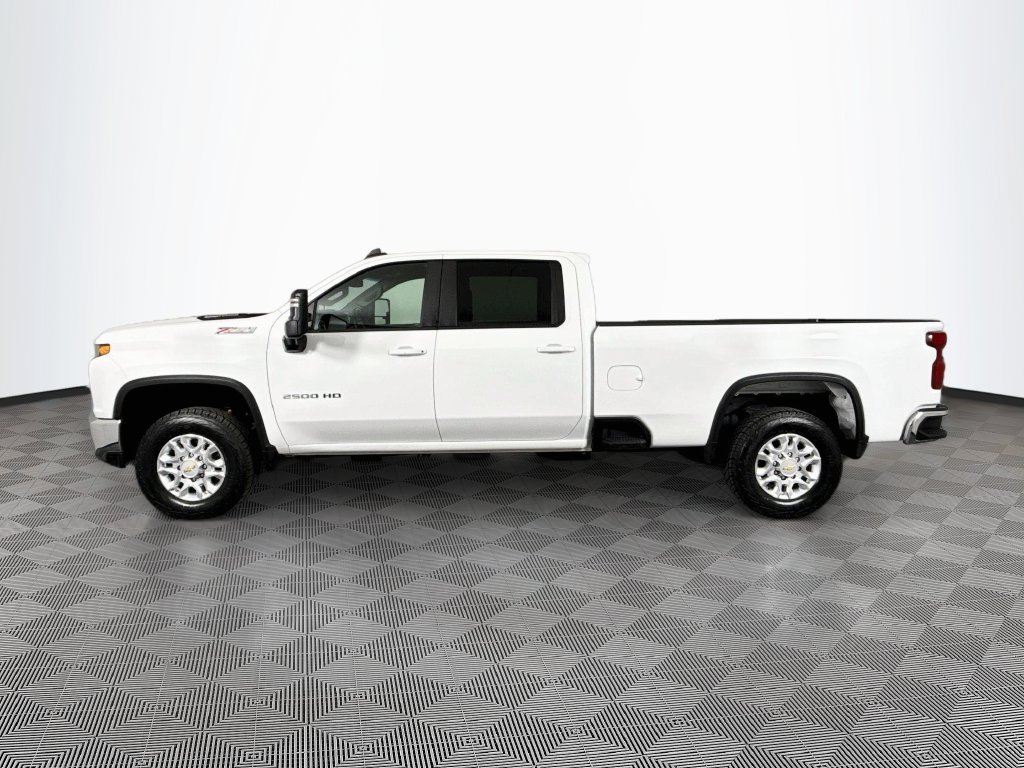 Used 2023 Chevrolet Silverado 2500 LT AWD/4WD image 4