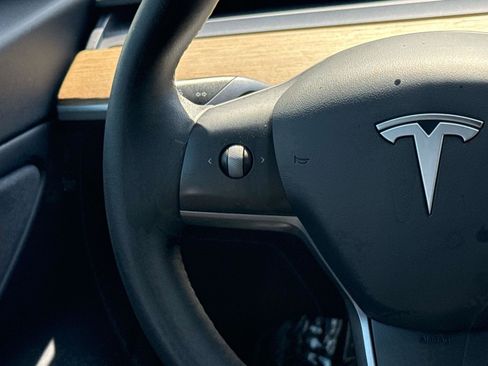 Used 2021 Tesla Model 3 Long Range AWD/4WD image 15