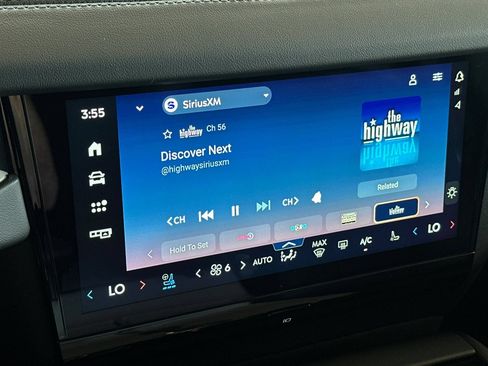 New 2026 Lincoln Navigator L Reserve w/ Jet Appearance Package AWD/4WD image 18