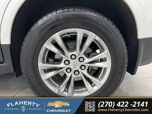 Used 2020 Cadillac XT5 Premium Luxury w/ LPO, Floor Liner Package image 20