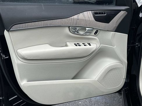 Certified 2023 Volvo XC90 T8 Ultimate image 16