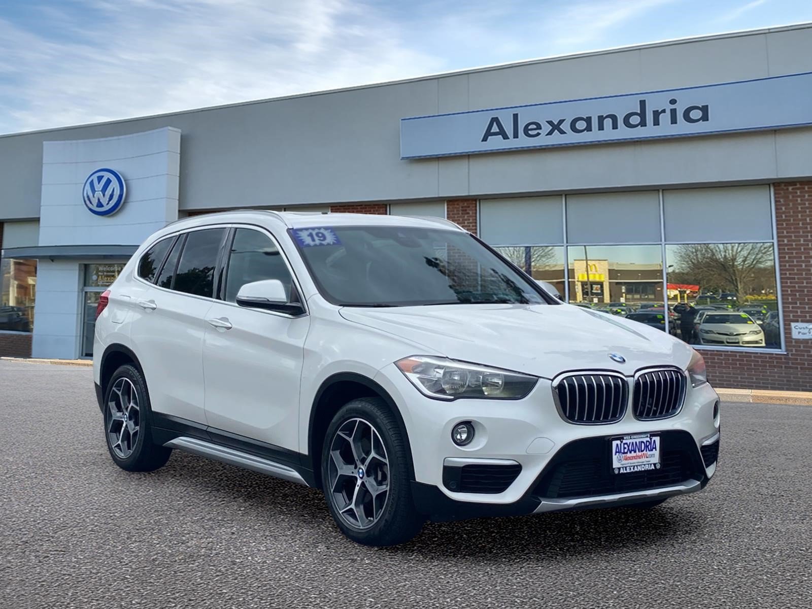 Used 2019 BMW X1 sDrive28i w/ Convenience Package FWD image 1