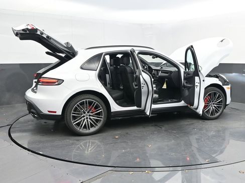 New 2025 Porsche Macan S image 45