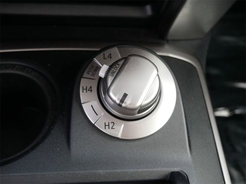 Certified 2024 Toyota 4Runner SR5 Premium image 18