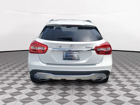 Used 2020 Mercedes-Benz GLA 250 4MATIC w/ Convenience Package image 5