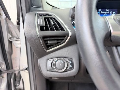 Used 2013 Ford Escape Titanium w/ Parking Technology Pkg AWD/4WD image 39