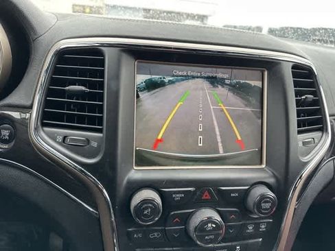 Used 2016 Jeep Grand Cherokee Overland image 10