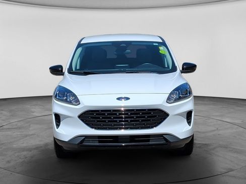Used 2022 Ford Escape SE w/ SE Sport Appearance Package AWD/4WD image 2