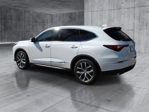 Used 2023 Acura MDX FWD w/ Technology Package image 3