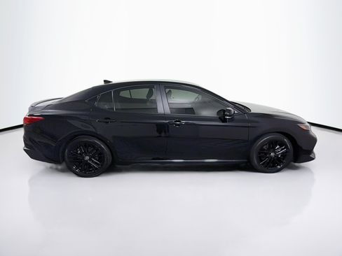 Used 2026 Toyota Camry SE w/ Convenience Package FWD image 10