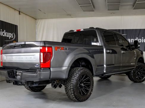 Used 2020 Ford F250 Platinum AWD/4WD image 8