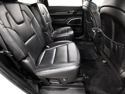 Certified 2025 Kia Telluride S AWD/4WD image 18