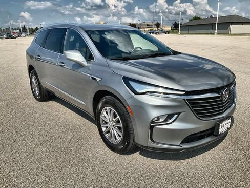 Used 2024 Buick Enclave Premium AWD/4WD image 12